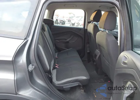 2014 Ford Escape S z USA, uszkodzony, nr VIN 1FMCU0F70EUB04134